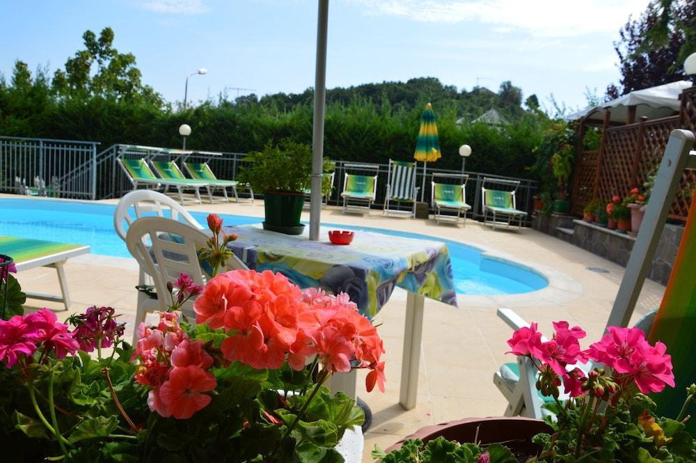 Albergo Hotel Garden Ristorante Tabiano Terme Esterno foto