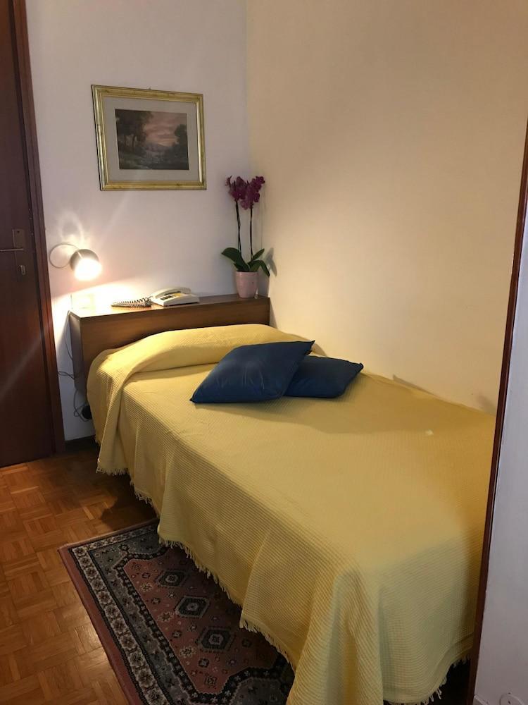 Albergo Hotel Garden Ristorante Tabiano Terme Esterno foto