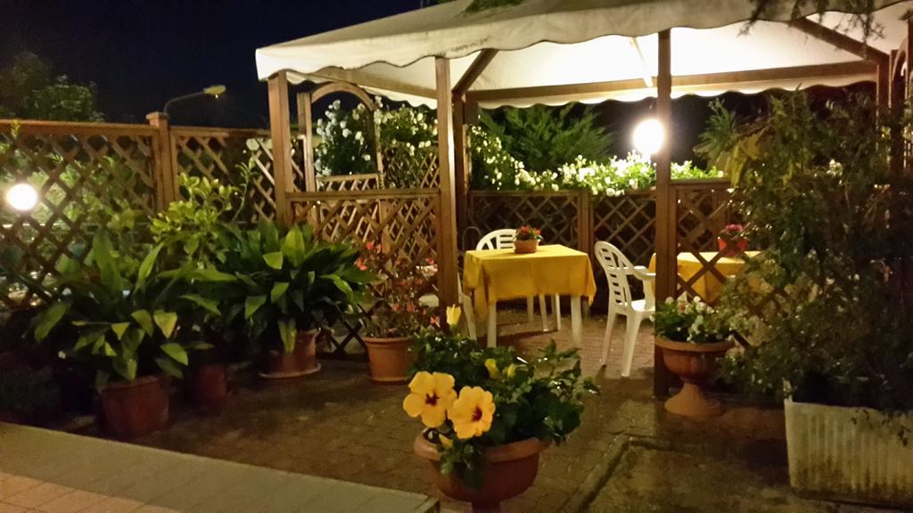 Albergo Hotel Garden Ristorante Tabiano Terme Esterno foto