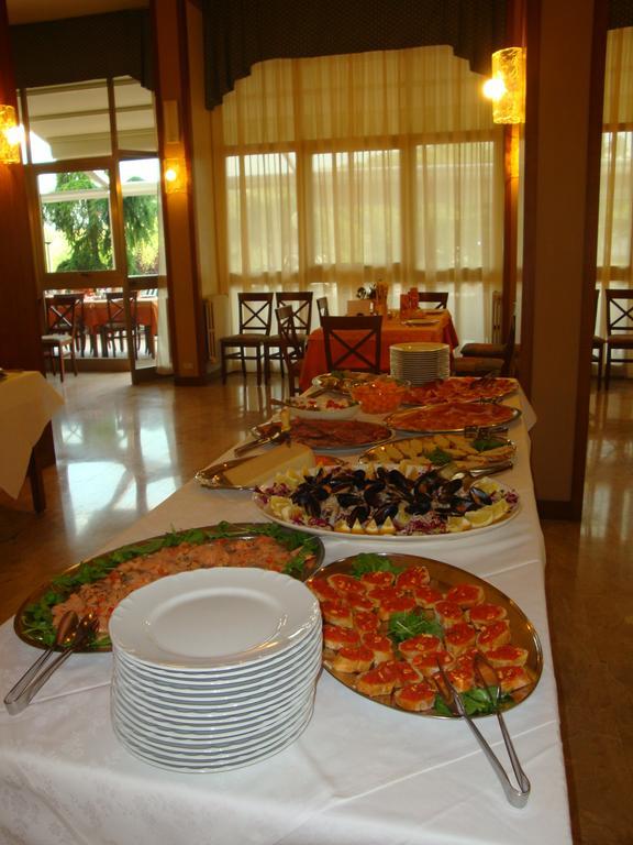 Albergo Hotel Garden Ristorante Tabiano Terme Esterno foto