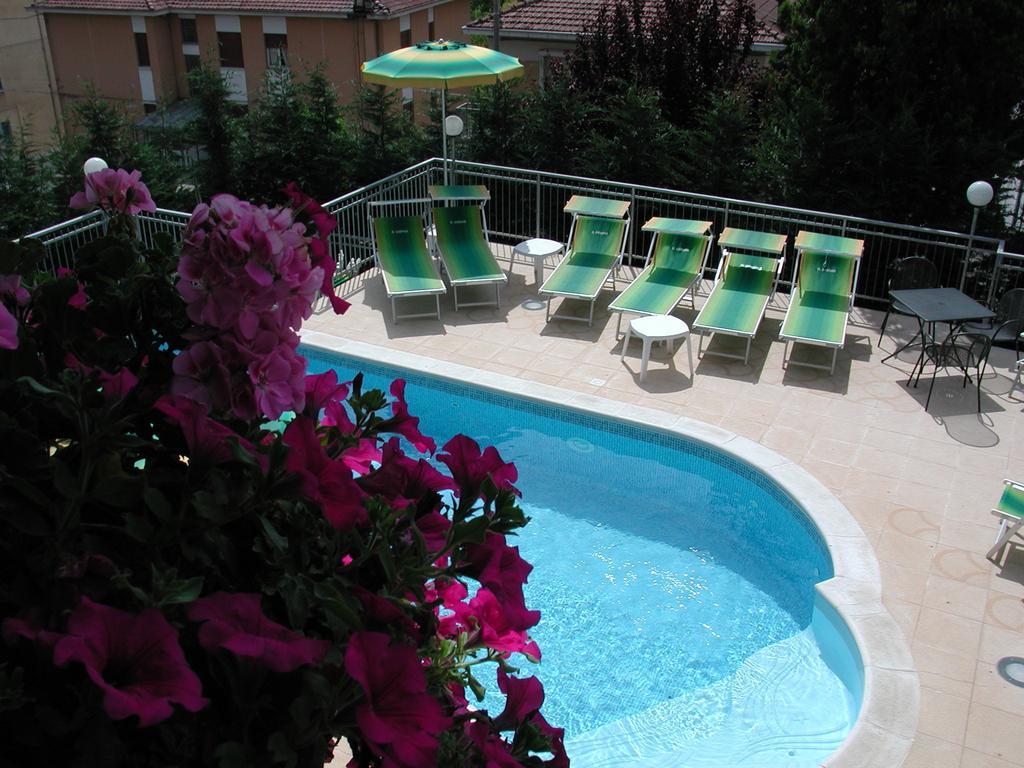 Albergo Hotel Garden Ristorante Tabiano Terme Esterno foto