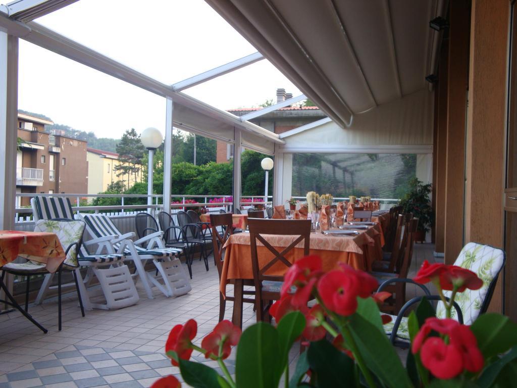 Albergo Hotel Garden Ristorante Tabiano Terme Esterno foto